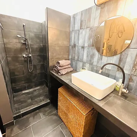 New! Heritage Heaven In The Center Appartamento