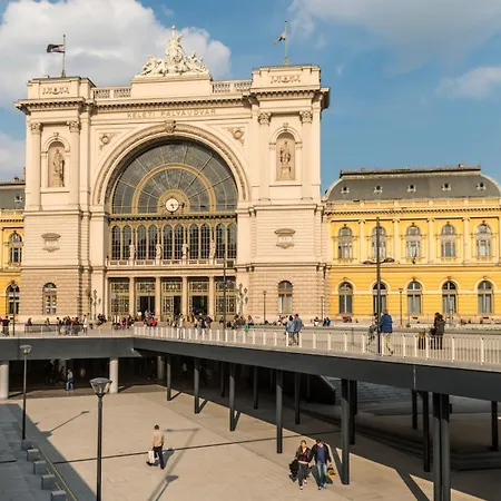 New! Heritage Heaven In The Center Апартаменты *