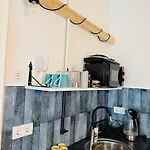 Διαμέρισμα Chic In Center *